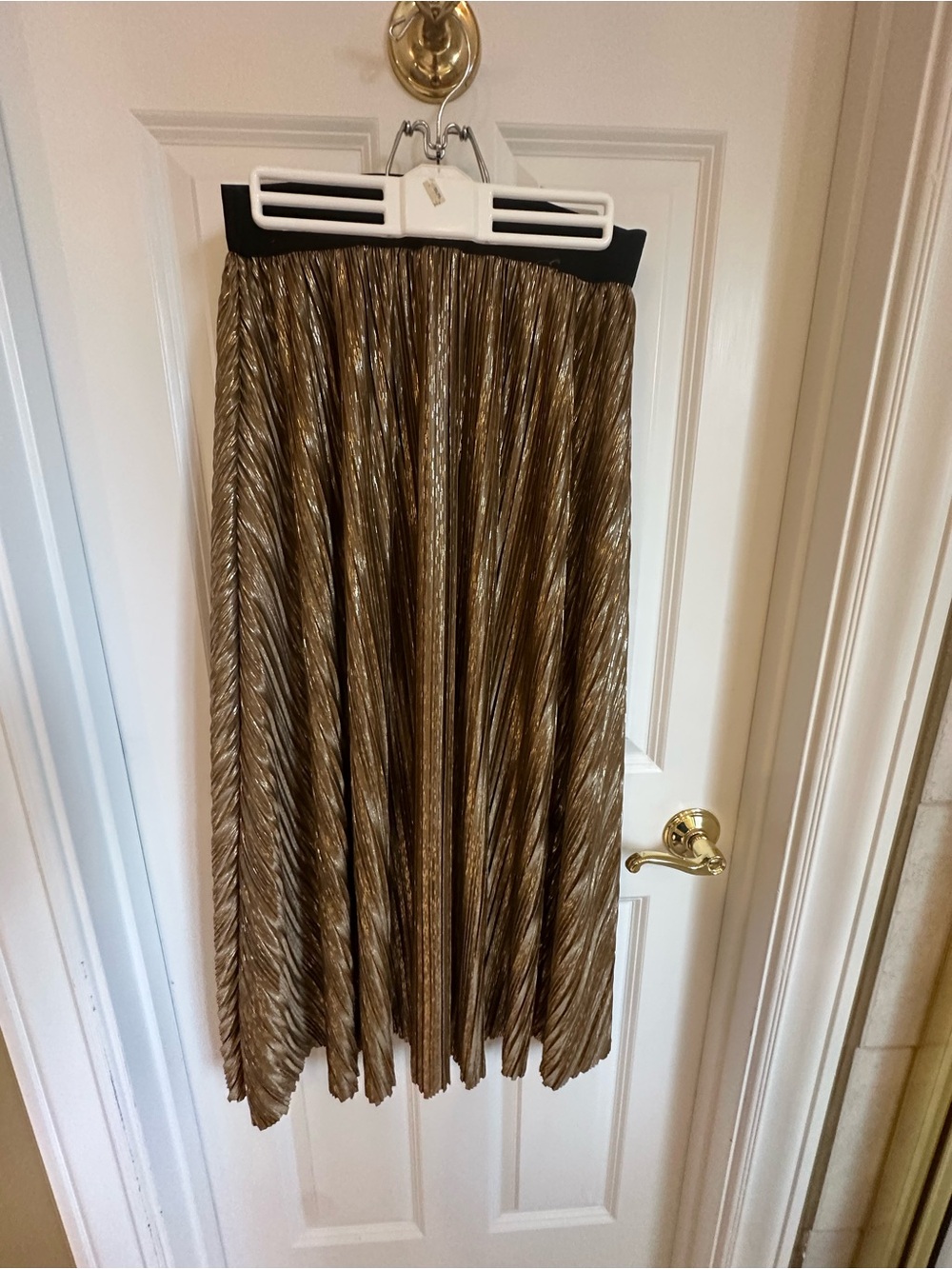 LE SOIR for Molly Bracken Gold Pleated Maxi Skirt with Black Waistband